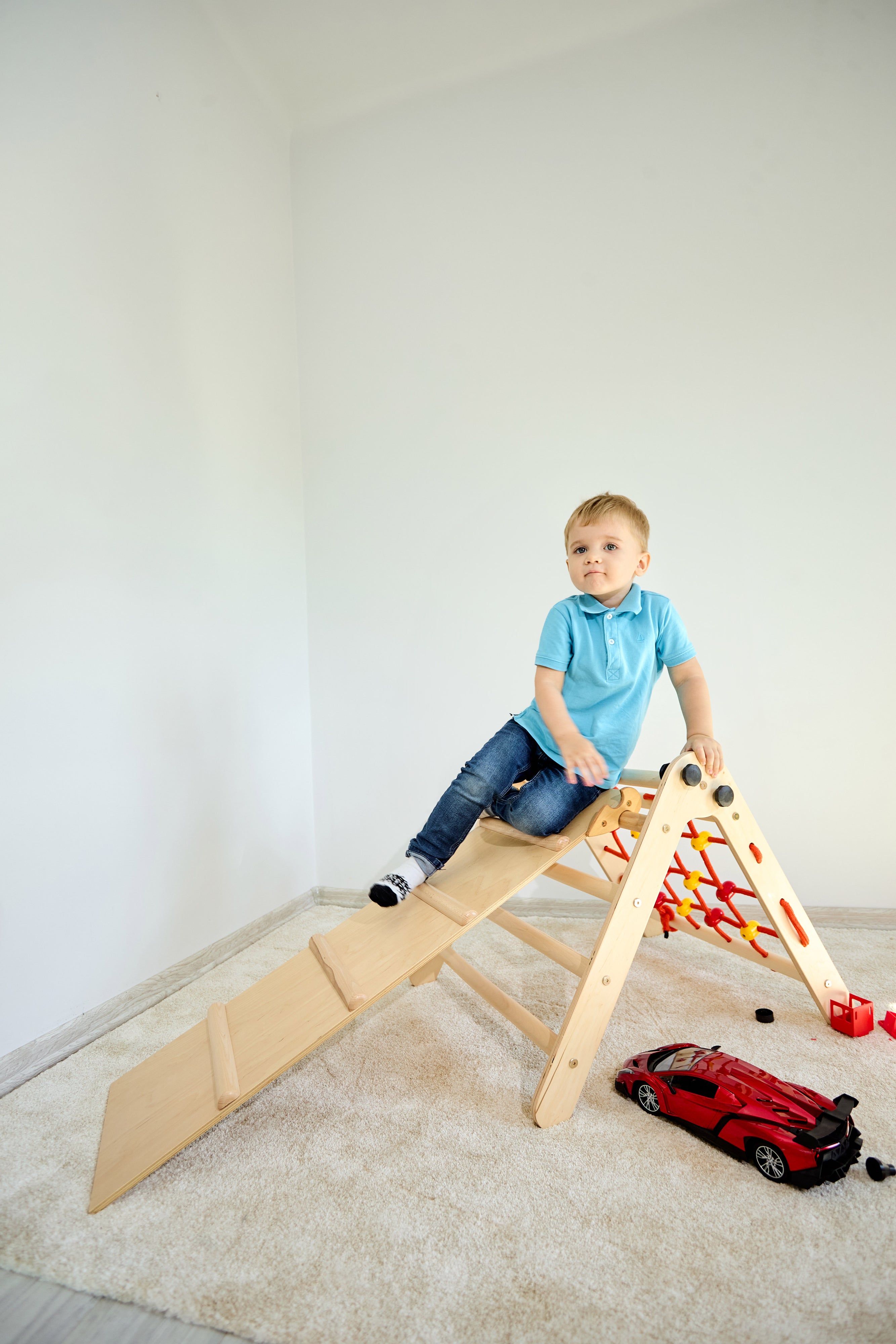 Kletterdreieck mit Netz & Rutschbrett Anet Natur – weitere Produktansicht 13 – RINAGYM